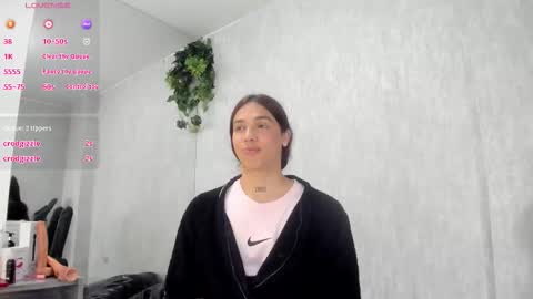 Snapshot of almazz_ chatting on November 13, 8:41 pm Santy online show from November 13, 8:41 pm