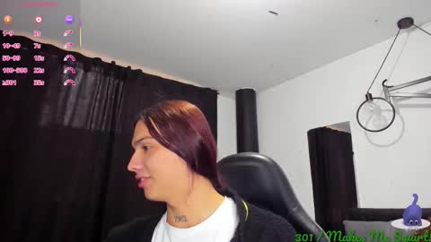 Snapshot of almazz_ chatting on December 14, 3:50 pm Santy online show from December 14, 3:50 pm