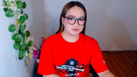 Almira online show from November 28, 4:09 pm