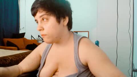 Almond online show from March 25, 11:33 pm