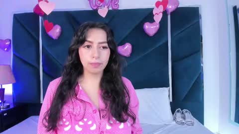 Snapshot of alondramendez chatting on February 18, 10:49 am AlondraMendez online show from February 18, 10:49 am