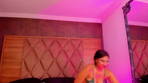 Snapshot of alondrasoomer chatting on May 4, 5:47 am ALONDRA CUTE online show from May 4, 5:47 am