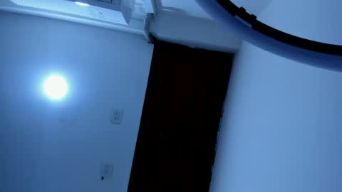 Snapshot of alondrasoomer chatting on June 9, 4:35 am ALONDRA CUTE online show from June 9, 4:35 am