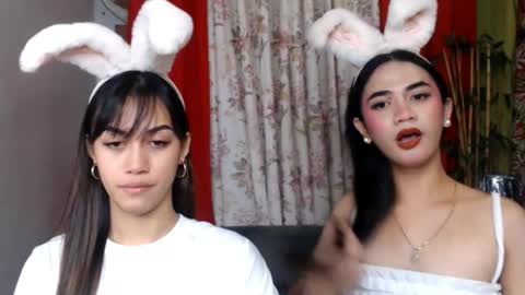 Snapshot of alondrasvenom69 chatting on May 3, 1:28 pm Alondra online show from May 3, 1:28 pm