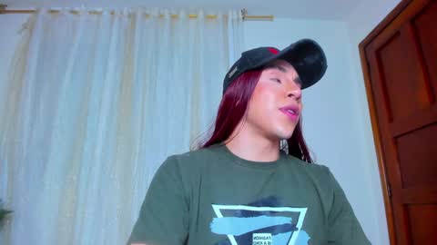 Hazel Bowie online show from December 13, 2:54 am