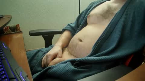 Snapshot of alonzomanly chatting on January 5, 5:09 am alonzomanly online show from January 5, 5:09 am