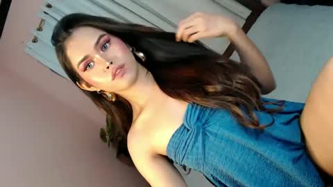 Snapshot of alove_too_last chatting on January 25, 1:41 pm LEXY online show from January 25, 1:41 pm