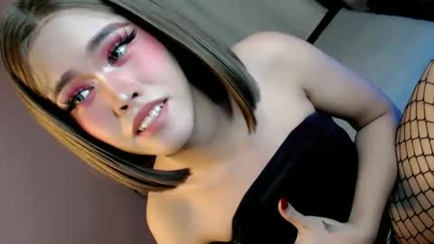 Snapshot of alove_too_last chatting on February 26, 1:30 pm LEXY online show from February 26, 1:30 pm