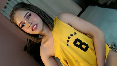 Snapshot of alove_too_last chatting on March 7, 5:49 pm LEXY online show from March 7, 5:49 pm