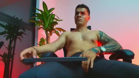 alpha_dominus_ online show from March 20, 4:28 am