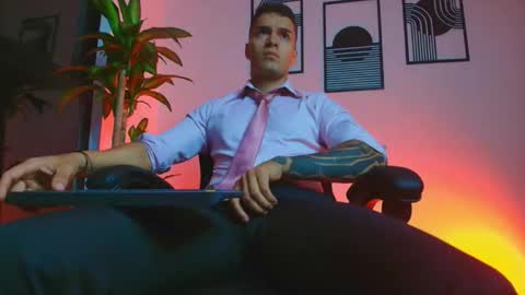 alpha_dominus_ online show from March 30, 4:35 am