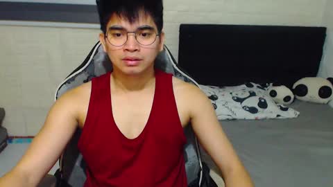 Snapshot of alpha_rider chatting on December 20, 5:25 am Angelo online show from December 20, 5:25 am