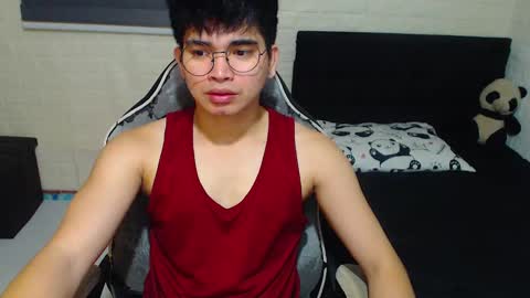 Snapshot of alpha_rider chatting on February 18, 10:27 am Angelo online show from February 18, 10:27 am