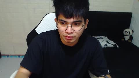 Snapshot of alpha_rider chatting on February 26, 2:57 pm Angelo online show from February 26, 2:57 pm