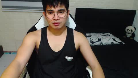 Snapshot of alpha_rider chatting on February 27, 11:31 am Angelo online show from February 27, 11:31 am