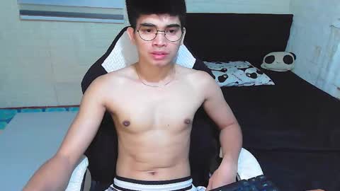 Angelo online show from February 16, 2:46 pm