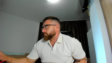 Alphaalexxx Lets reach Me 100 thumbs up online show from June 11, 10:30 pm