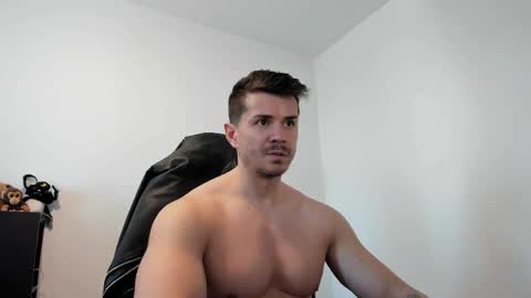 LeatherMaster online show from April 16, 9:10 am