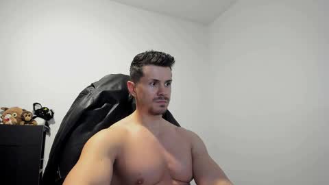 LeatherMaster online show from May 31, 6:09 pm