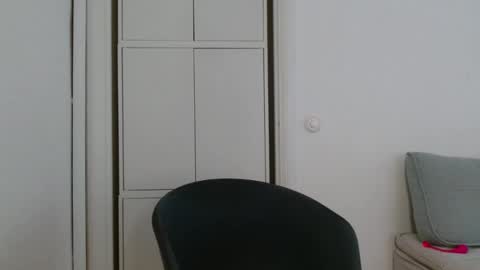 alphahung23 online show from November 19, 8:25 am