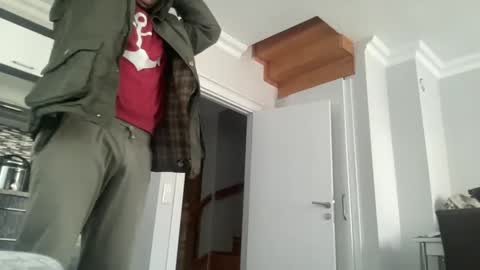 AlphAndre online show from February 8, 7:04 am