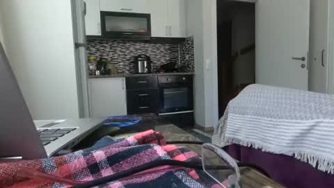 AlphAndre online show from April 16, 8:04 am