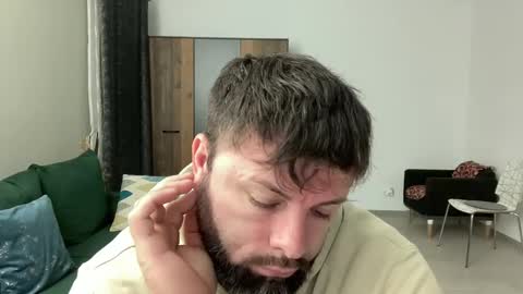 Jhonny online show from December 12, 4:26 am