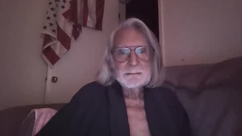 Snapshot of alphauniform chatting on March 12, 12:50 am AlphaUniform online show from March 12, 12:50 am