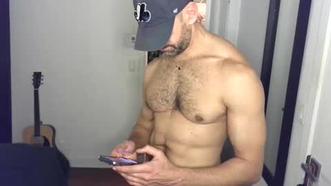 Alphawolfo online show from October 30, 9:15 pm