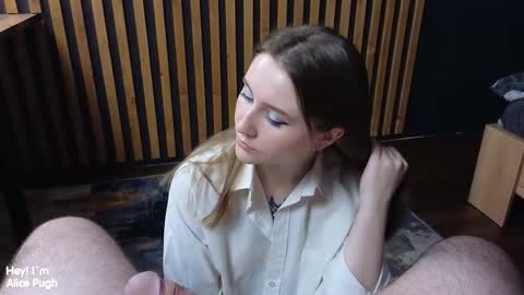 Woland  Alice Pugh online show from September 25, 6:44 pm