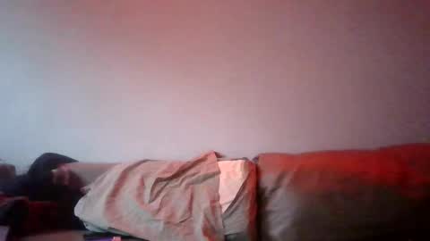 Snapshot of altboy010 chatting on November 3, 3:13 pm altboy010 online show from November 3, 3:13 pm