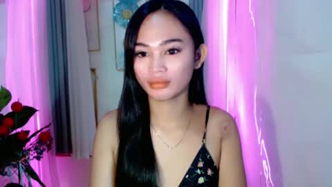 Snapshot of althea_slutty chatting on April 23, 12:29 pm ask me online show from April 23, 12:29 pm