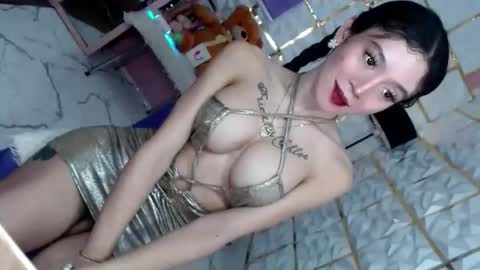 Chloe- DONT FORGET TO FOLLOW MElets getting to know each other and make some love and fun online show from February 13, 1:34 am