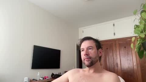 Snapshot of alto1e90br chatting on September 27, 12:21 pm alto1e90br online show from September 27, 12:21 pm
