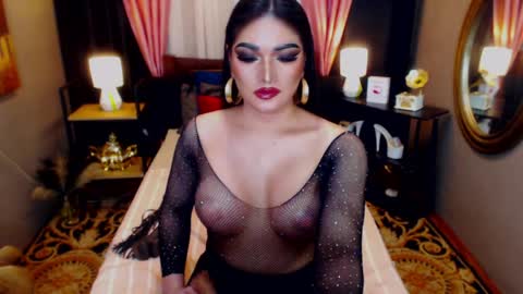 Alura Jhenson online show from May 30, 11:57 pm