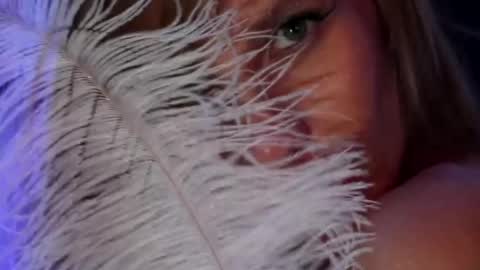 Alvuwka online show from January 17, 8:19 am