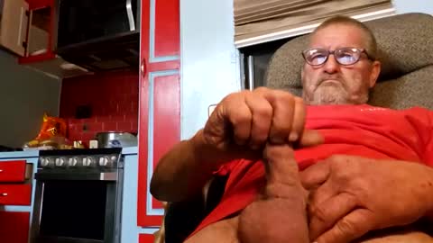 alwayshard4u1 online show from April 21, 8:31 am