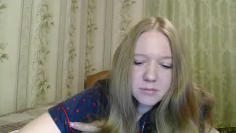 alya764770 online show from April 13, 8:58 pm