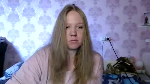 alya764770 online show from June 7, 7:45 am