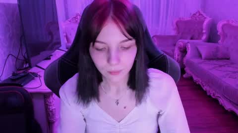 alyaska_yang online show from May 30, 6:38 pm