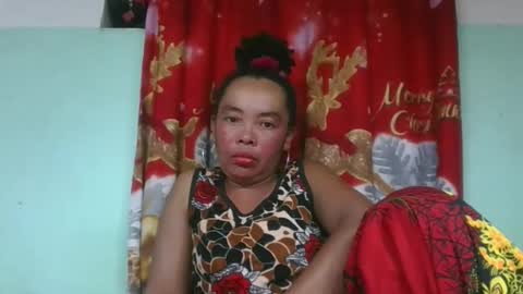 Snapshot of alypierette chatting on November 23, 6:41 pm alypierette online show from November 23, 6:41 pm