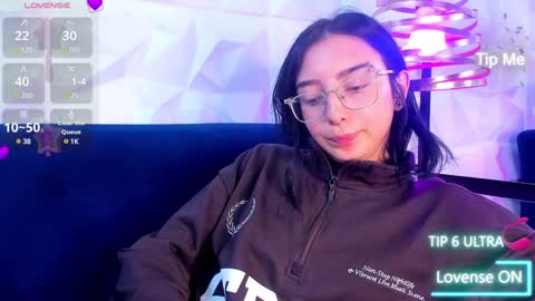 sopie online show from December 16, 5:22 pm