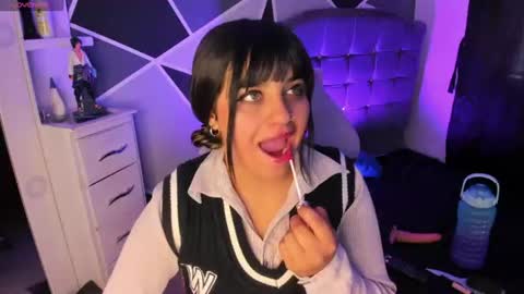Snapshot of alysa_magic chatting on July 28, 7:39 pm alysa magic online show from July 28, 7:39 pm