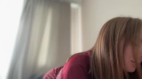 Alise and Jane online show from April 1, 9:10 am