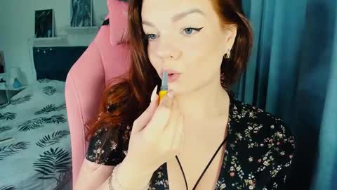 Snapshot of alysanight chatting on December 2, 7:36 am Alysa online show from December 2, 7:36 am
