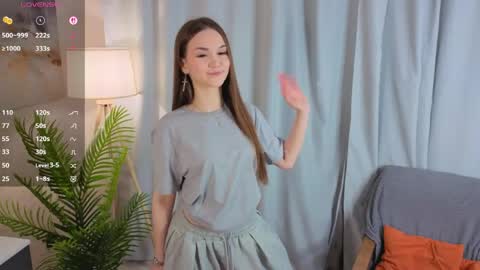 Mona online show from April 24, 4:09 pm