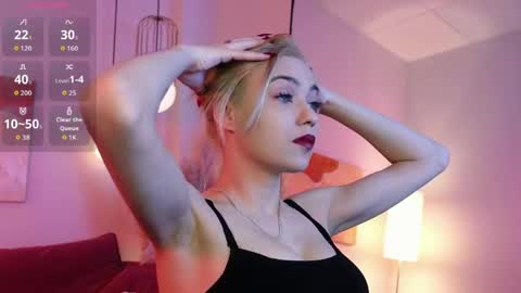 Snapshot of alysiasun chatting on April 26, 9:34 pm Alysia online show from April 26, 9:34 pm