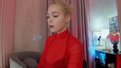 Snapshot of alysiasun chatting on May 17, 10:50 pm Alysia online show from May 17, 10:50 pm