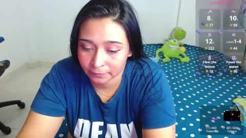 Snapshot of alyson_15 chatting on December 22, 4:39 am Alyson online show from December 22, 4:39 am