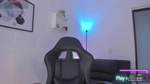 Alyson online show from November 24, 3:12 pm